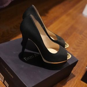 Black and Gold Enzo Platform heels